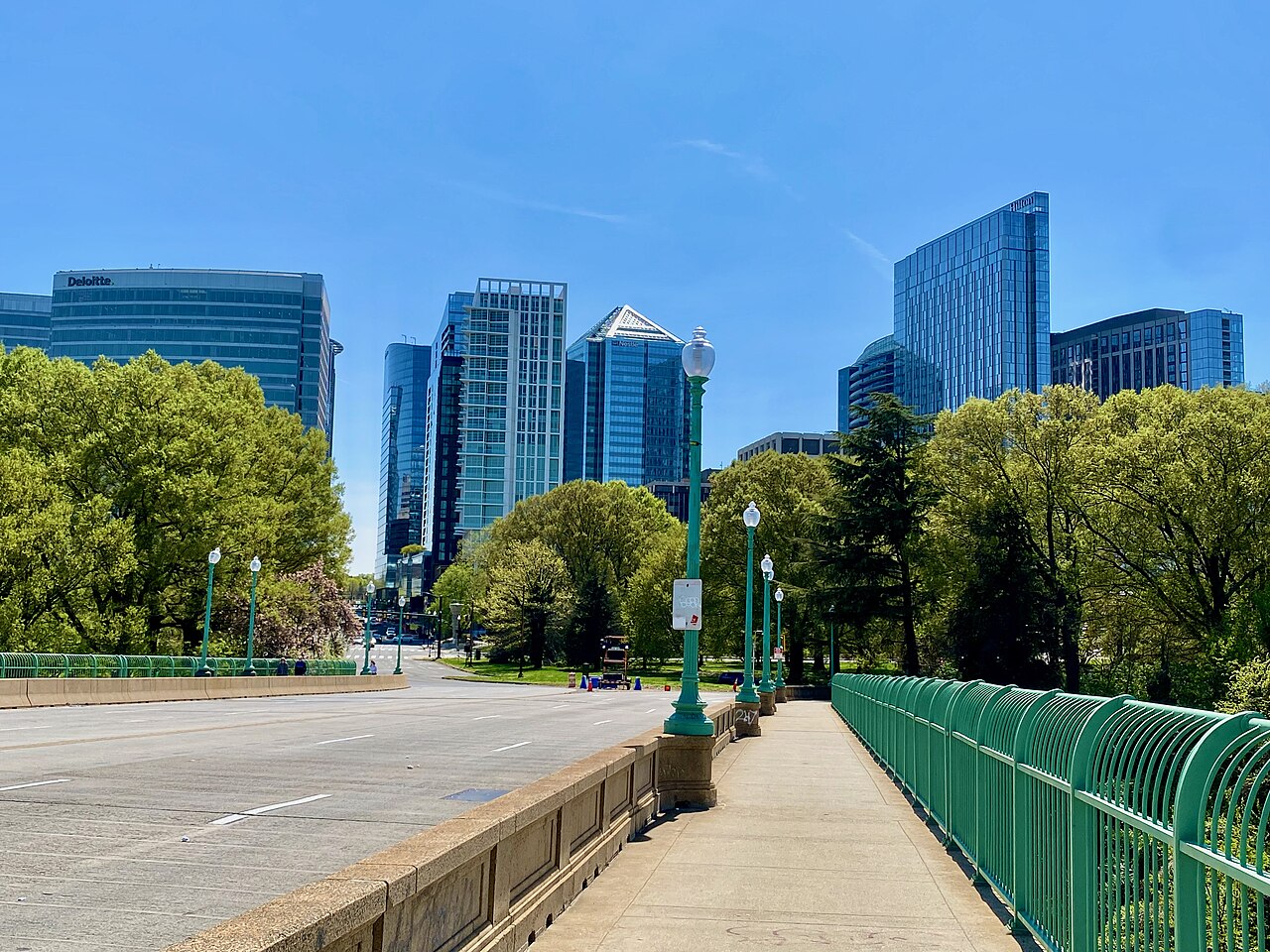 Rosslyn, Arlington skyline